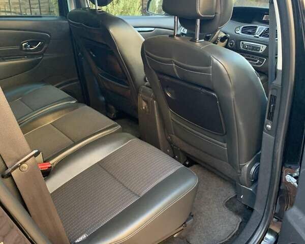 Черный Рено Гранд Сценик, объемом двигателя 1.5 л и пробегом 252 тыс. км за 9750 $, фото 8 на Automoto.ua