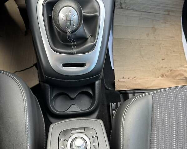 Рено Гранд Сценик 2013 в Луцке на Automoto.ua Черный Рено Гранд Сценик, объемом двигателя 1.6 л и пробегом 175 тыс. км за 11900 $, фото 27 на Automoto.ua