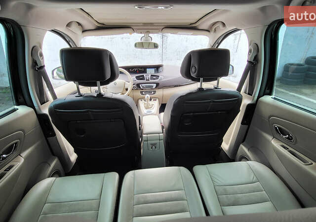 Чорний Рено Гранд Сценік, об'ємом двигуна 1.6 л та пробігом 285 тис. км за 9199 $, фото 84 на Automoto.ua