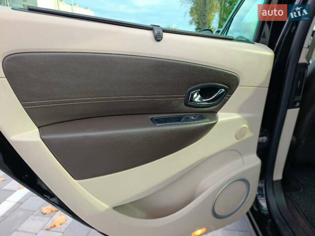 Рено Гранд Сценик 2013 в Виннице на Automoto.ua Черный Рено Гранд Сценик, объемом двигателя 1.5 л и пробегом 232 тыс. км за 9999 $, фото 44 на Automoto.ua