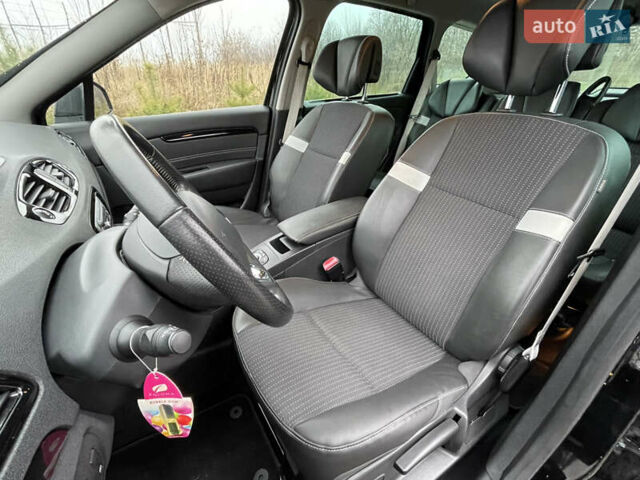 Чорний Рено Гранд Сценік, об'ємом двигуна 1.6 л та пробігом 239 тис. км за 9650 $, фото 12 на Automoto.ua