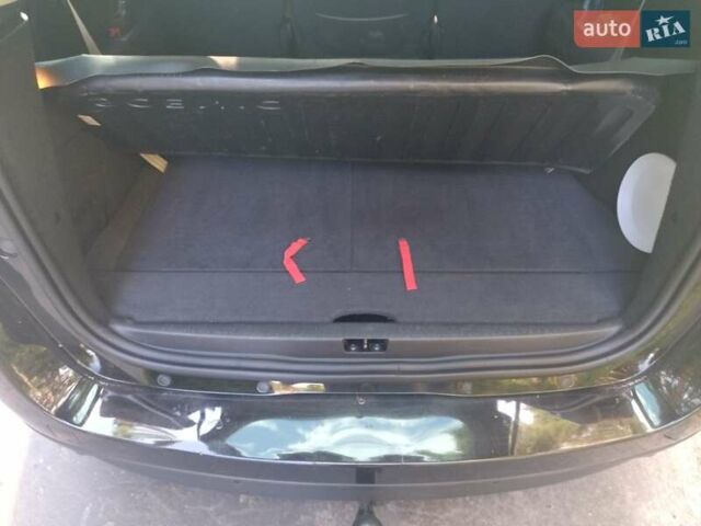 Черный Рено Гранд Сценик, объемом двигателя 1.5 л и пробегом 219 тыс. км за 11500 $, фото 7 на Automoto.ua