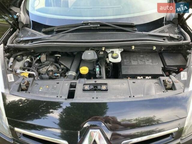 Рено Гранд Сценик 2013 в Нежине на Automoto.ua Черный Рено Гранд Сценик, объемом двигателя 1.6 л и пробегом 200 тыс. км за 8800 $, фото 8 на Automoto.ua