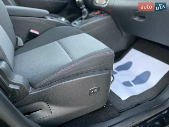 Чорний Рено Гранд Сценік, об'ємом двигуна 1.2 л та пробігом 200 тис. км за 7250 $, фото 32 на Automoto.ua