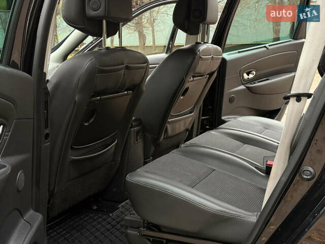 Рено Гранд Сценик 2013 в Житомире на Automoto.ua Черный Рено Гранд Сценик, объемом двигателя 1.6 л и пробегом 249 тыс. км за 9200 $, фото 21 на Automoto.ua