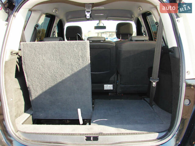 Черный Рено Гранд Сценик, объемом двигателя 1.5 л и пробегом 216 тыс. км за 8900 $, фото 8 на Automoto.ua