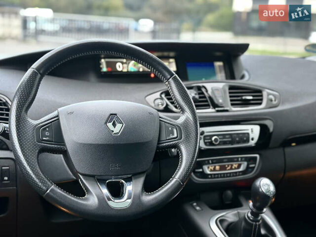Черный Рено Гранд Сценик, объемом двигателя 1.6 л и пробегом 183 тыс. км за 10500 $, фото 21 на Automoto.ua