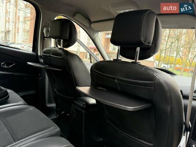 Черный Рено Гранд Сценик, объемом двигателя 1.6 л и пробегом 240 тыс. км за 7500 $, фото 33 на Automoto.ua