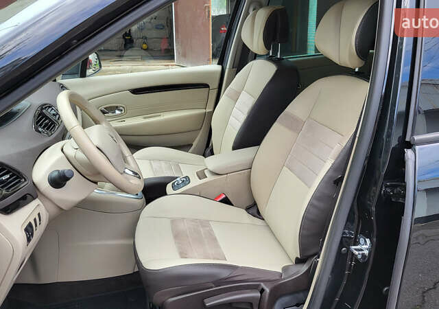 Рено Гранд Сценик 2013 в Стрые на Automoto.ua Черный Рено Гранд Сценик, объемом двигателя 1.6 л и пробегом 285 тыс. км за 9700 $, фото 59 на Automoto.ua