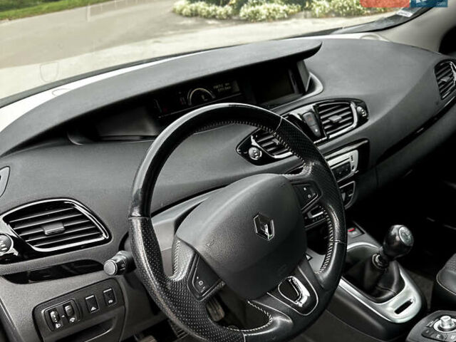 Чорний Рено Гранд Сценік, об'ємом двигуна 1.6 л та пробігом 159 тис. км за 10000 $, фото 14 на Automoto.ua