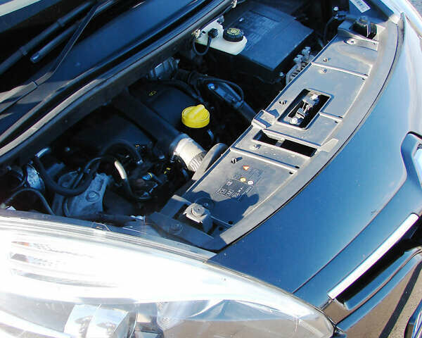 Черный Рено Гранд Сценик, объемом двигателя 1.5 л и пробегом 216 тыс. км за 8900 $, фото 20 на Automoto.ua