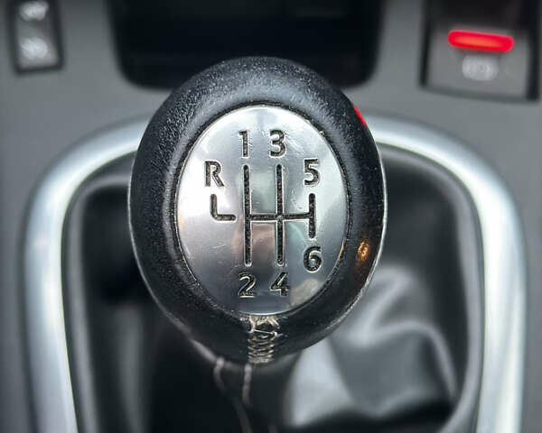 Черный Рено Гранд Сценик, объемом двигателя 1.6 л и пробегом 183 тыс. км за 10500 $, фото 24 на Automoto.ua