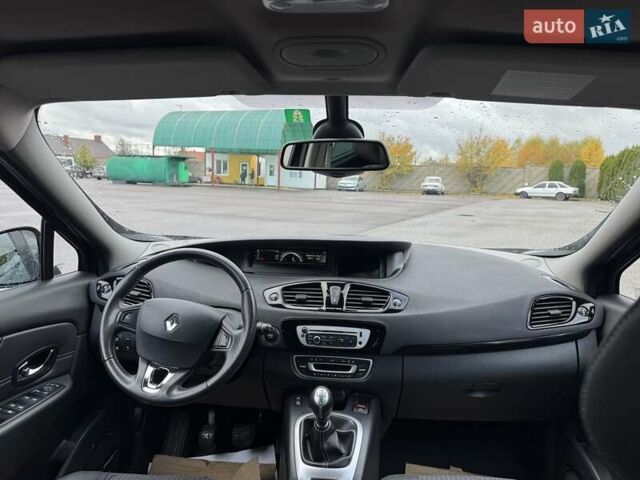 Рено Гранд Сценик 2013 в Луцке на Automoto.ua Черный Рено Гранд Сценик, объемом двигателя 1.6 л и пробегом 175 тыс. км за 11900 $, фото 41 на Automoto.ua