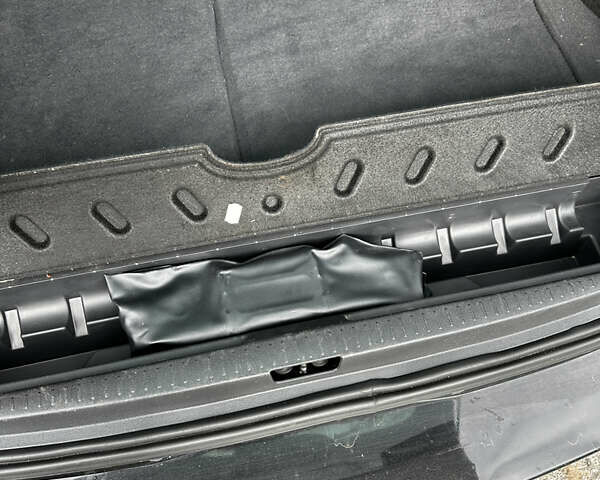 Чорний Рено Гранд Сценік, об'ємом двигуна 1.6 л та пробігом 159 тис. км за 10000 $, фото 25 на Automoto.ua