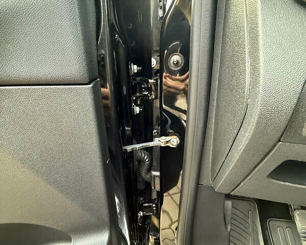 Черный Рено Гранд Сценик, объемом двигателя 1.6 л и пробегом 246 тыс. км за 9600 $, фото 49 на Automoto.ua