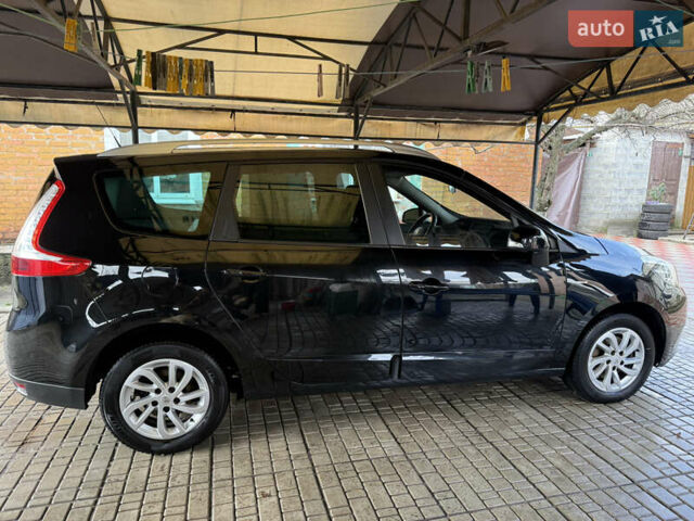Черный Рено Гранд Сценик, объемом двигателя 1.5 л и пробегом 276 тыс. км за 10000 $, фото 2 на Automoto.ua
