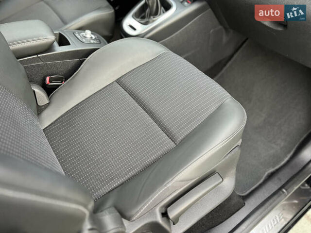 Чорний Рено Гранд Сценік, об'ємом двигуна 1.5 л та пробігом 225 тис. км за 10799 $, фото 55 на Automoto.ua