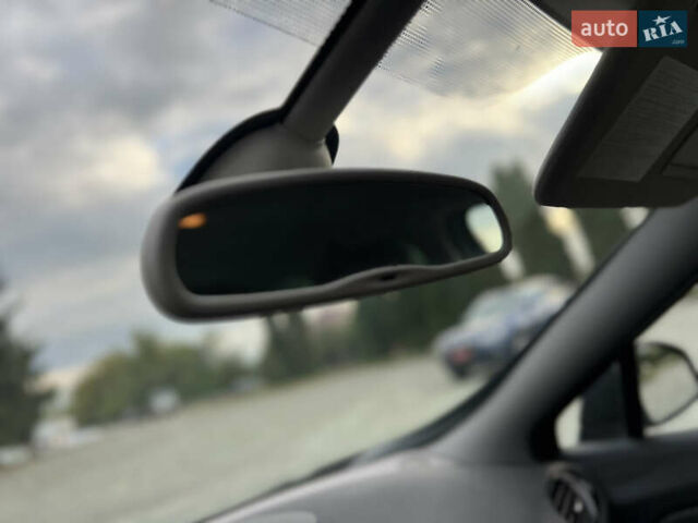 Чорний Рено Гранд Сценік, об'ємом двигуна 1.5 л та пробігом 225 тис. км за 10799 $, фото 51 на Automoto.ua