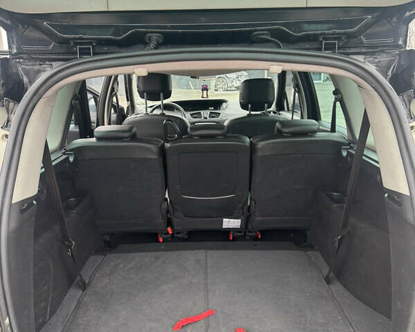 Чорний Рено Гранд Сценік, об'ємом двигуна 1.5 л та пробігом 223 тис. км за 8400 $, фото 26 на Automoto.ua