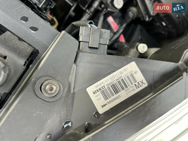 Чорний Рено Гранд Сценік, об'ємом двигуна 1.5 л та пробігом 225 тис. км за 10799 $, фото 76 на Automoto.ua