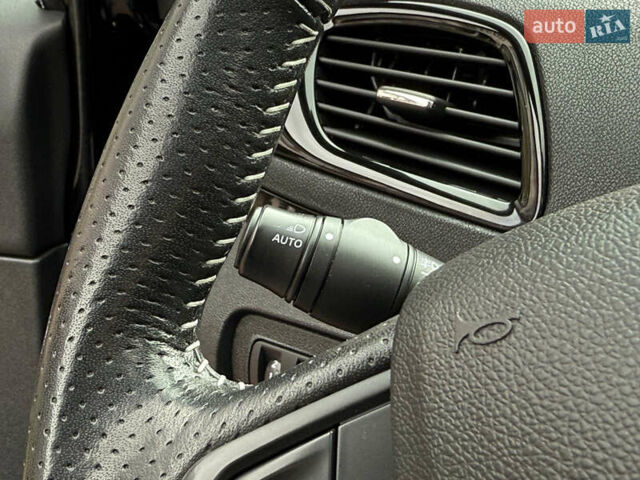 Черный Рено Гранд Сценик, объемом двигателя 1.5 л и пробегом 224 тыс. км за 11400 $, фото 63 на Automoto.ua