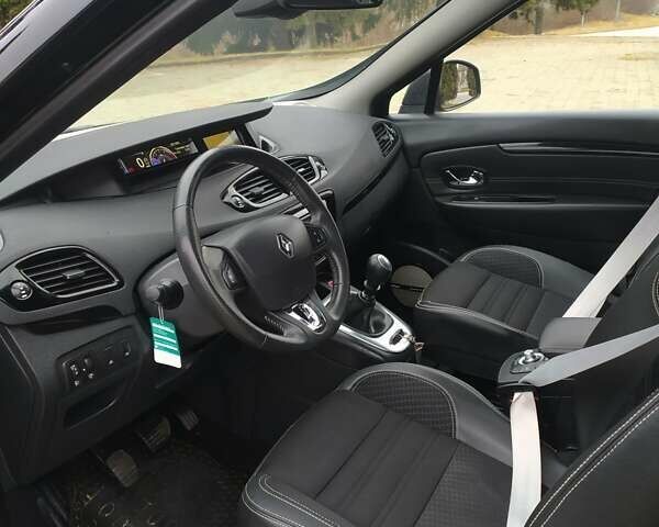 Черный Рено Гранд Сценик, объемом двигателя 1.6 л и пробегом 202 тыс. км за 9999 $, фото 14 на Automoto.ua