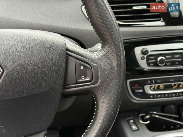 Черный Рено Гранд Сценик, объемом двигателя 1.5 л и пробегом 224 тыс. км за 11400 $, фото 59 на Automoto.ua