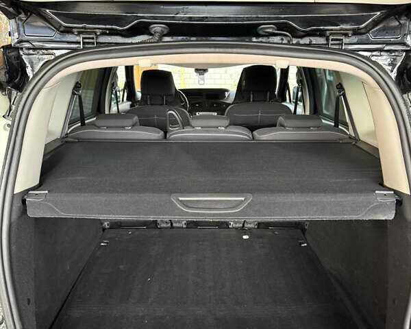 Черный Рено Гранд Сценик, объемом двигателя 1.5 л и пробегом 276 тыс. км за 10000 $, фото 8 на Automoto.ua