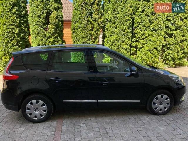 Черный Рено Гранд Сценик, объемом двигателя 1.6 л и пробегом 216 тыс. км за 9550 $, фото 2 на Automoto.ua