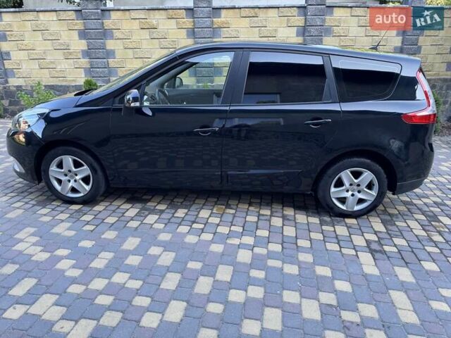 Черный Рено Гранд Сценик, объемом двигателя 0 л и пробегом 232 тыс. км за 7850 $, фото 14 на Automoto.ua