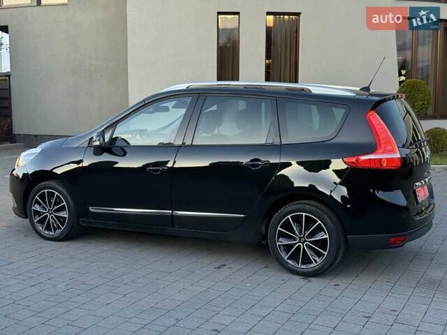 Черный Рено Гранд Сценик, объемом двигателя 1.6 л и пробегом 230 тыс. км за 9900 $, фото 3 на Automoto.ua