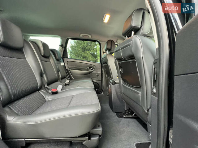 Чорний Рено Гранд Сценік, об'ємом двигуна 1.5 л та пробігом 225 тис. км за 10799 $, фото 61 на Automoto.ua