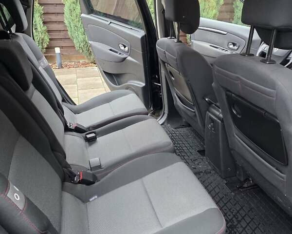 Черный Рено Гранд Сценик, объемом двигателя 1.46 л и пробегом 239 тыс. км за 8700 $, фото 20 на Automoto.ua