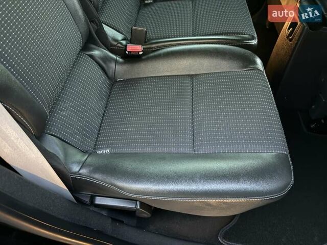 Черный Рено Гранд Сценик, объемом двигателя 1.6 л и пробегом 230 тыс. км за 9900 $, фото 65 на Automoto.ua