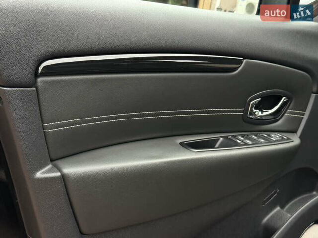 Черный Рено Гранд Сценик, объемом двигателя 1.5 л и пробегом 224 тыс. км за 11400 $, фото 82 на Automoto.ua