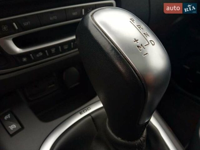 Черный Рено Гранд Сценик, объемом двигателя 1.5 л и пробегом 164 тыс. км за 11950 $, фото 40 на Automoto.ua