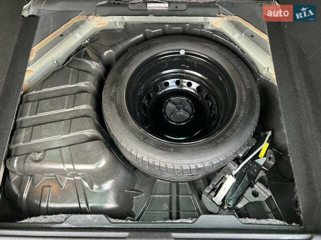 Чорний Рено Гранд Сценік, об'ємом двигуна 1.5 л та пробігом 225 тис. км за 10799 $, фото 69 на Automoto.ua