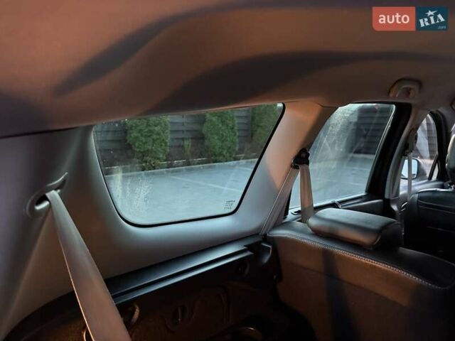 Черный Рено Гранд Сценик, объемом двигателя 1.6 л и пробегом 230 тыс. км за 9900 $, фото 59 на Automoto.ua