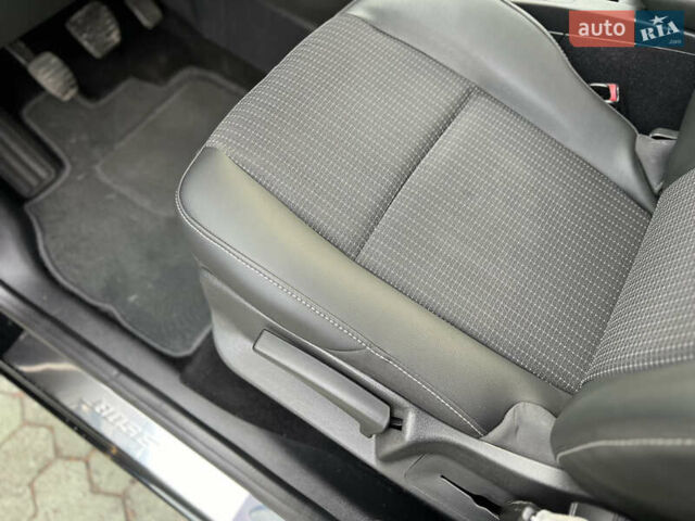 Чорний Рено Гранд Сценік, об'ємом двигуна 1.5 л та пробігом 225 тис. км за 10799 $, фото 37 на Automoto.ua