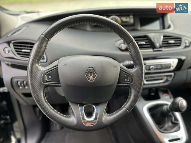 Чорний Рено Гранд Сценік, об'ємом двигуна 1.5 л та пробігом 225 тис. км за 10799 $, фото 41 на Automoto.ua