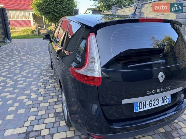Черный Рено Гранд Сценик, объемом двигателя 0 л и пробегом 232 тыс. км за 7850 $, фото 6 на Automoto.ua