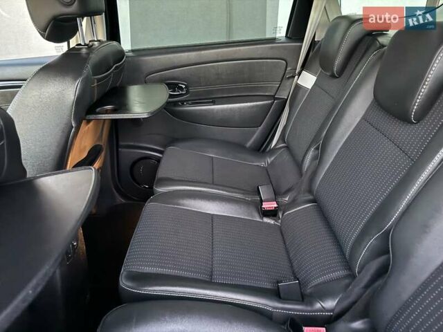 Черный Рено Гранд Сценик, объемом двигателя 1.6 л и пробегом 230 тыс. км за 9900 $, фото 53 на Automoto.ua