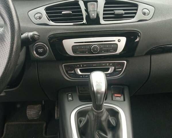 Черный Рено Гранд Сценик, объемом двигателя 1.5 л и пробегом 164 тыс. км за 11950 $, фото 26 на Automoto.ua