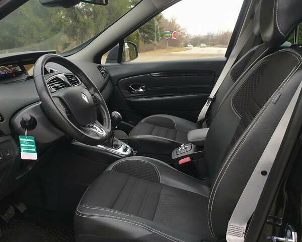 Черный Рено Гранд Сценик, объемом двигателя 1.6 л и пробегом 202 тыс. км за 9999 $, фото 15 на Automoto.ua