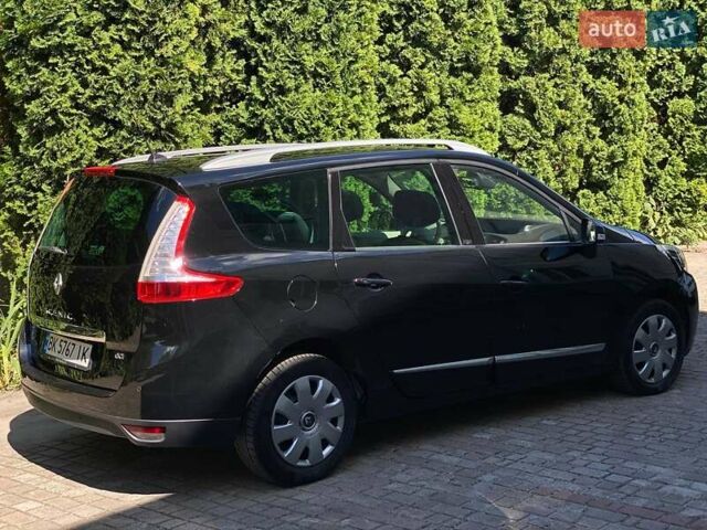 Черный Рено Гранд Сценик, объемом двигателя 1.6 л и пробегом 216 тыс. км за 9550 $, фото 3 на Automoto.ua