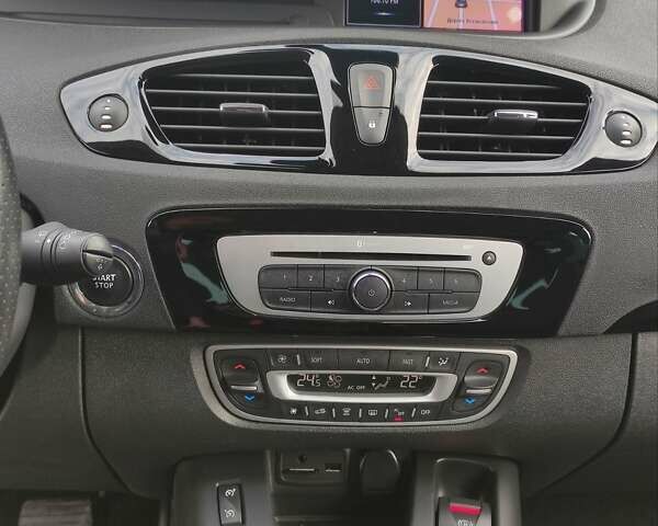 Черный Рено Гранд Сценик, объемом двигателя 2 л и пробегом 229 тыс. км за 11899 $, фото 22 на Automoto.ua