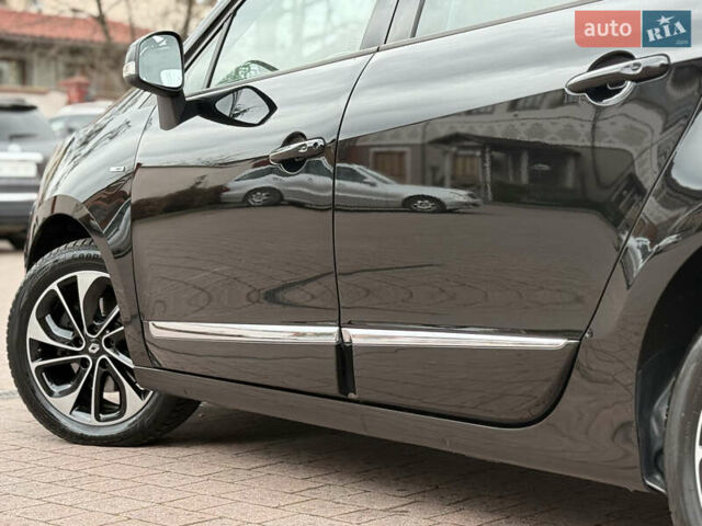 Черный Рено Гранд Сценик, объемом двигателя 1.5 л и пробегом 224 тыс. км за 11400 $, фото 39 на Automoto.ua