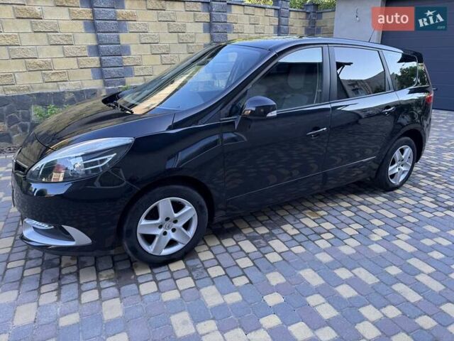 Черный Рено Гранд Сценик, объемом двигателя 0 л и пробегом 232 тыс. км за 7850 $, фото 11 на Automoto.ua