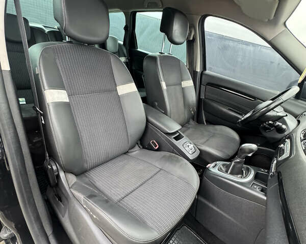 Чорний Рено Гранд Сценік, об'ємом двигуна 1.5 л та пробігом 223 тис. км за 8400 $, фото 18 на Automoto.ua