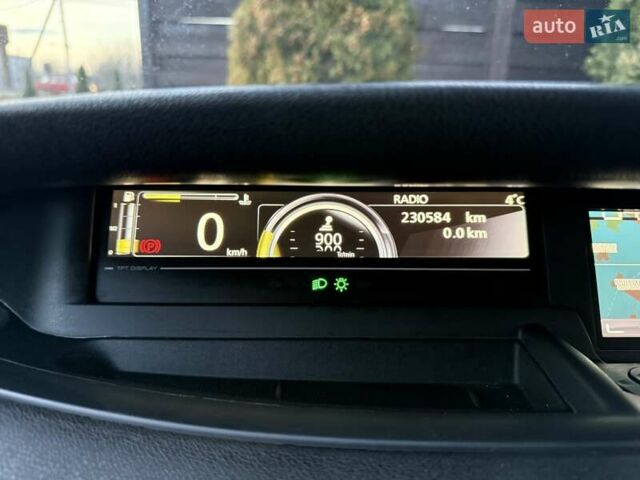 Черный Рено Гранд Сценик, объемом двигателя 1.6 л и пробегом 230 тыс. км за 9900 $, фото 31 на Automoto.ua
